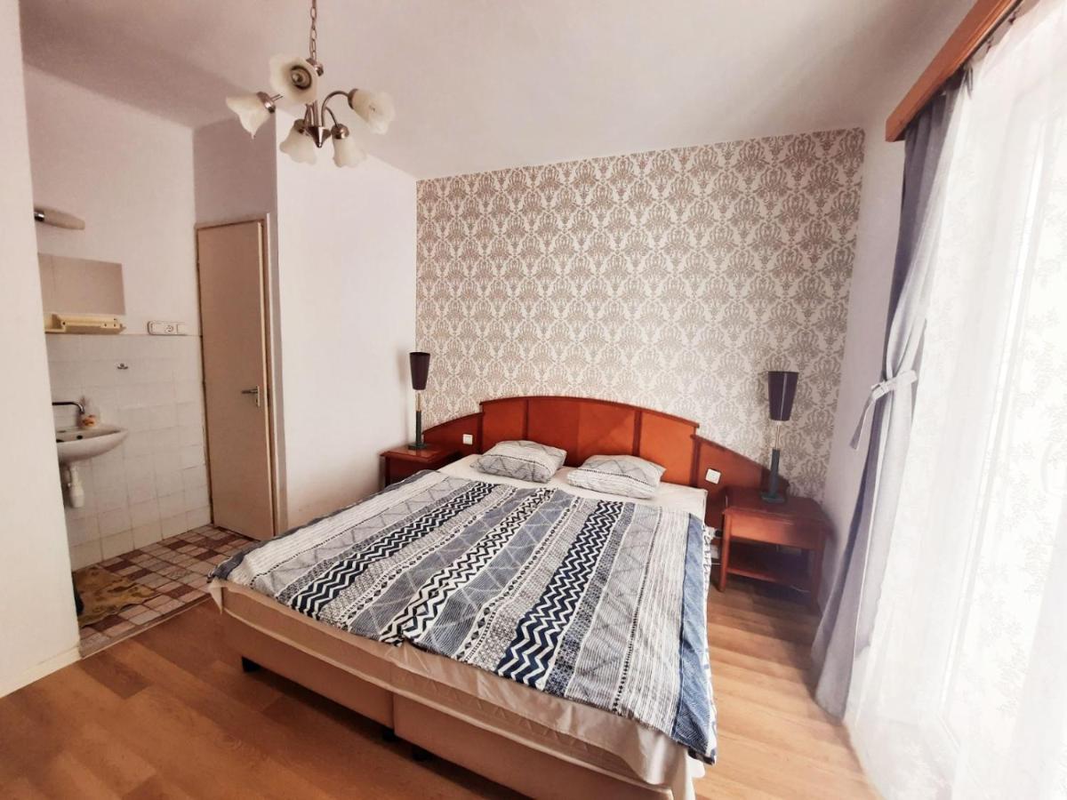 Szárszó Szálló Balatonszarszo Exterior foto