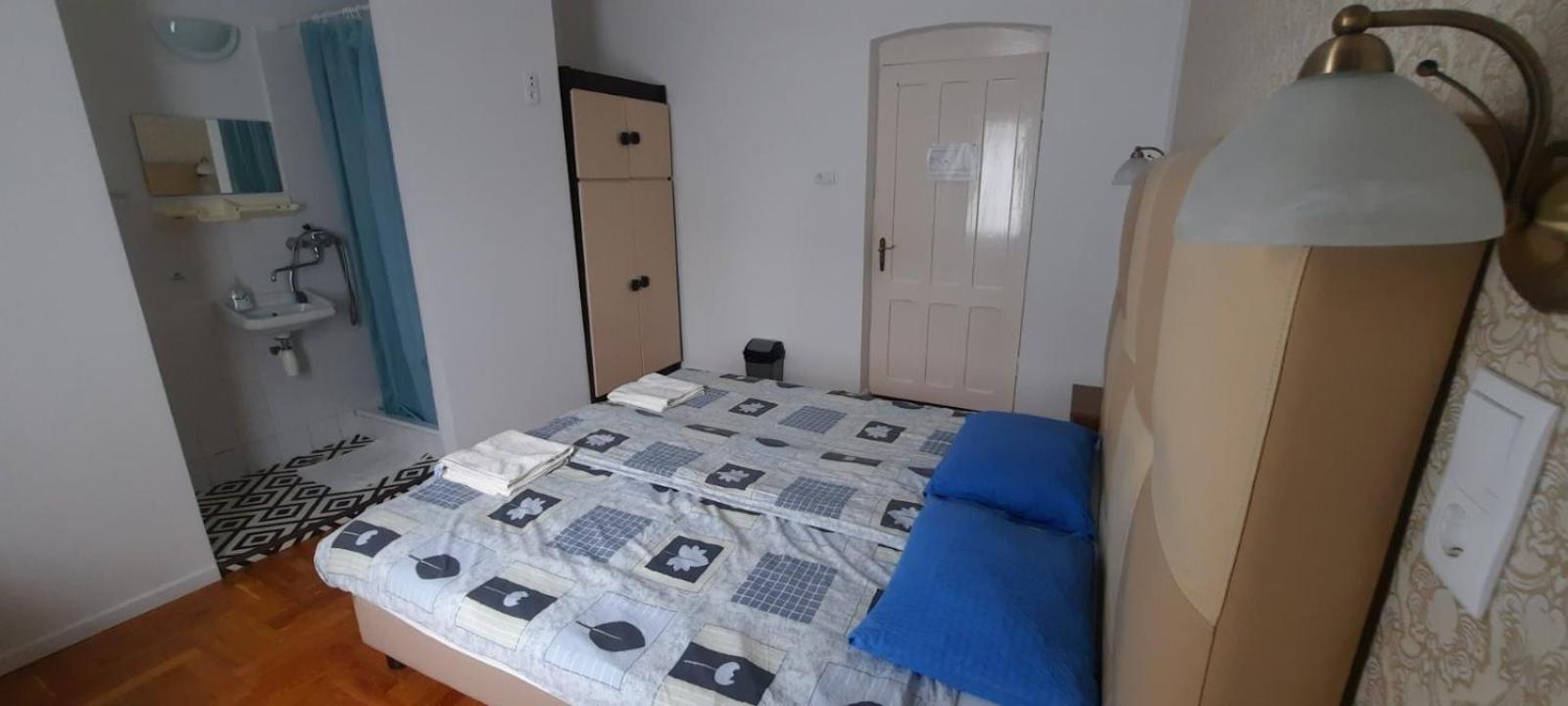 Szárszó Szálló Balatonszarszo Exterior foto