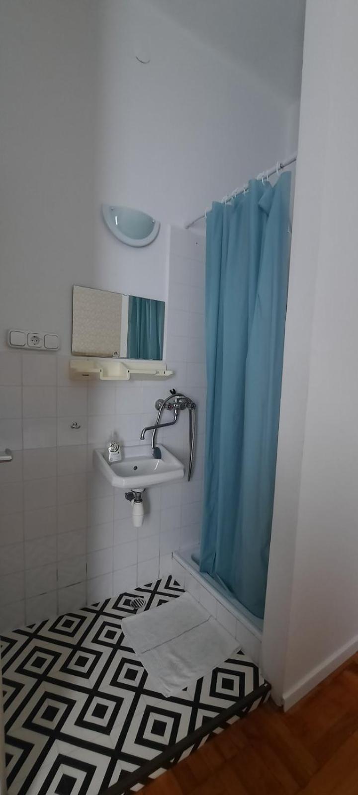 Szárszó Szálló Balatonszarszo Exterior foto